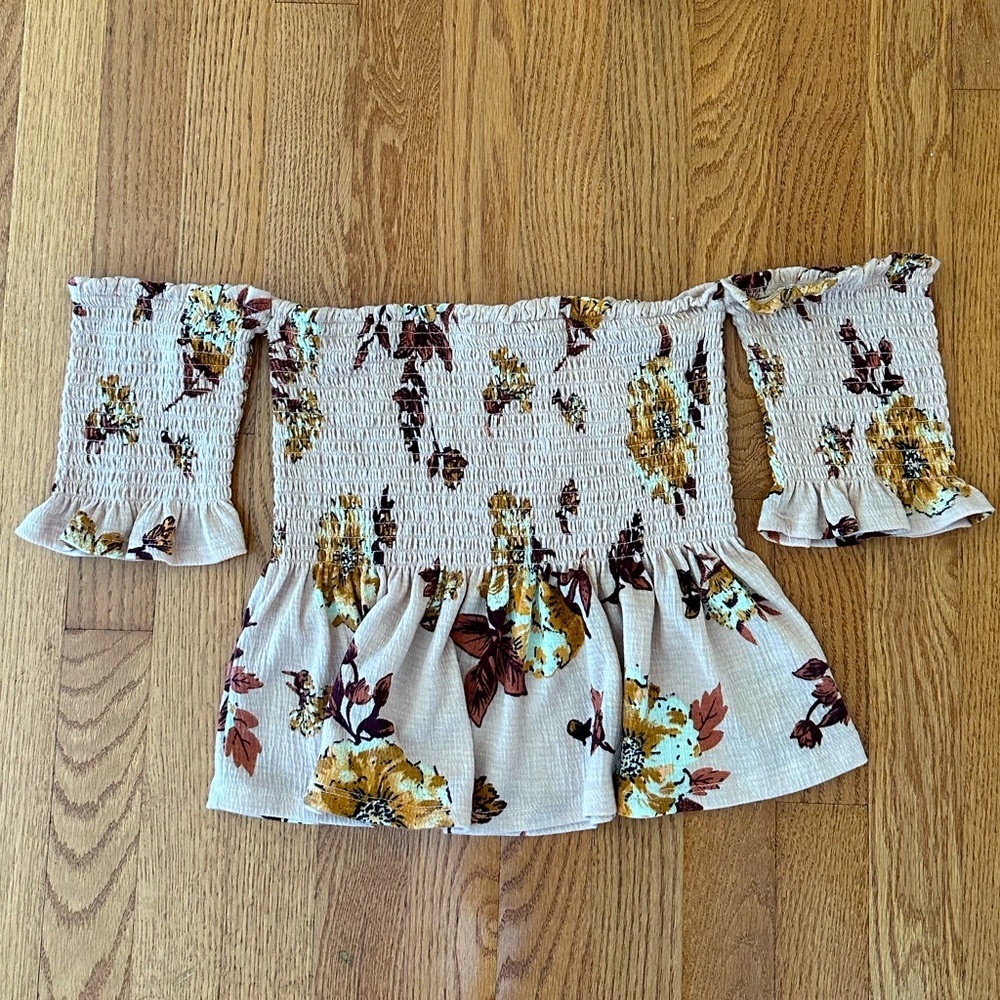 Floral cold shoulder top